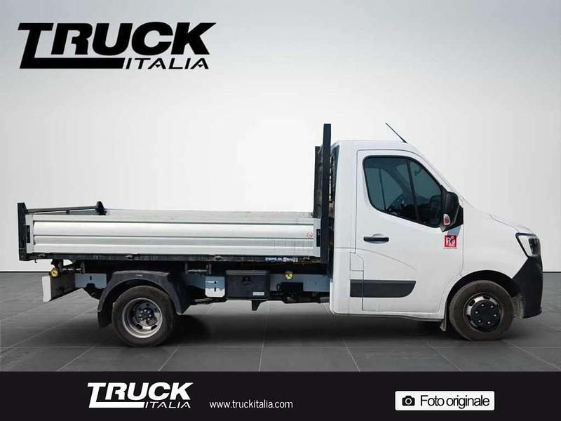 Usata Renault Master 165 CV (121 kW) 2024 Bianco Monovolume