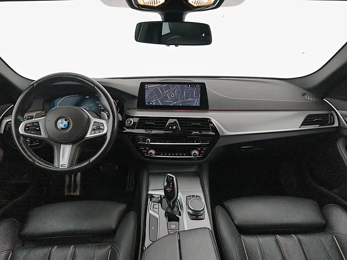 Gebraucht BMW 520 M Sport 190 PS (139 kW) 2020 Schwarz Kombi
