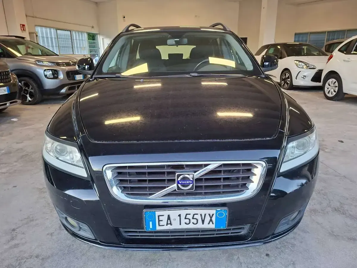 Usata Volvo V50 109 CV (80 kW) 2010 Nero Station wagon