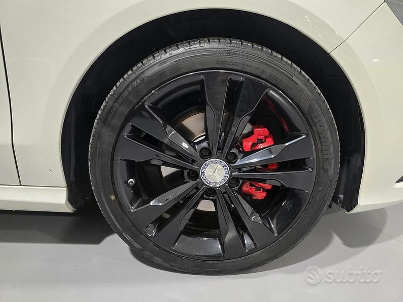 Usata Mercedes CLA200 136 CV (100 kW) 2016 Bianco Berlina