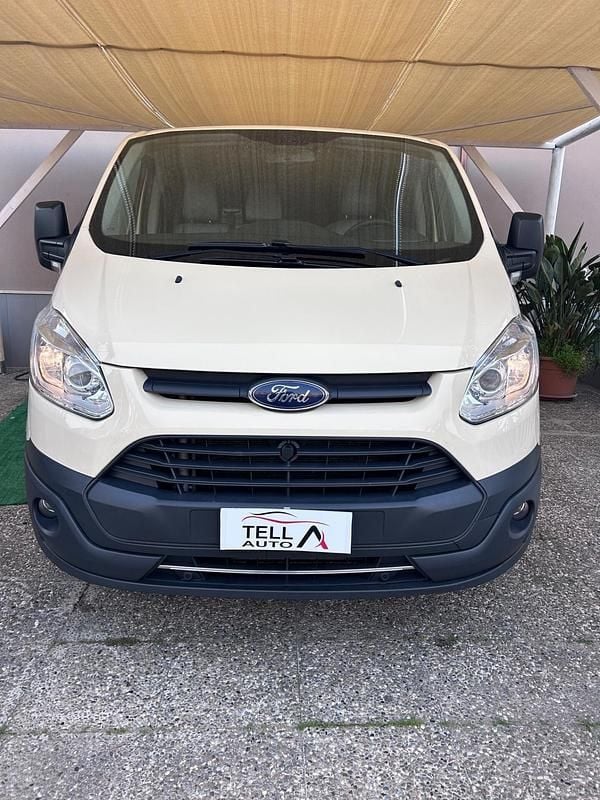 Usata Ford Transit Custom Trend 130 CV (95 kW) 2018 Beige Station wagon