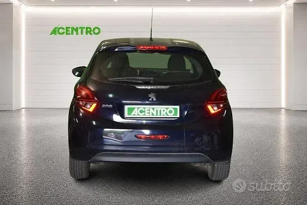 Usata Peugeot 208 Allure 83 CV (61 kW) 2019 Blu Utilitaria