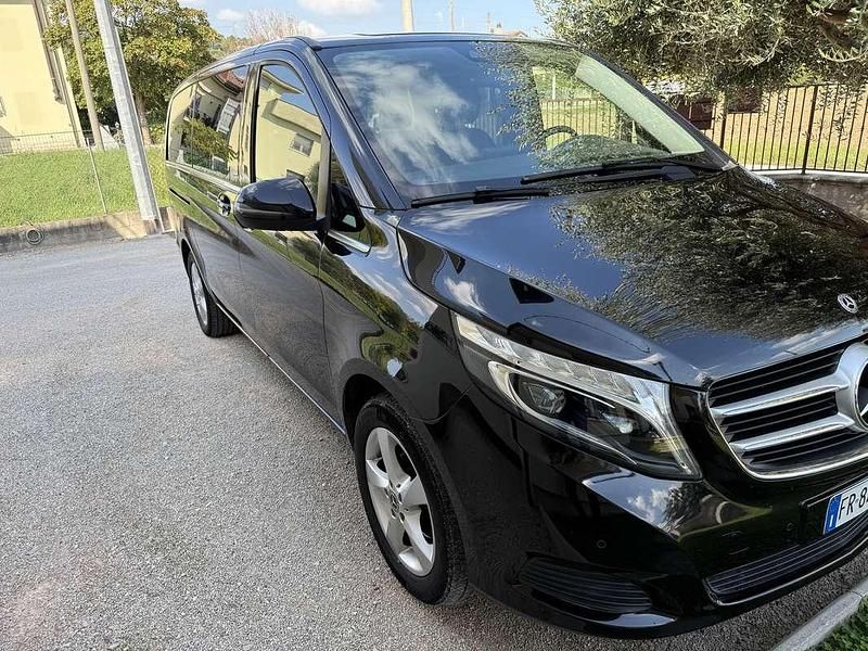 Usata Mercedes V220 163 CV (119 kW) 2018 Nero Monovolume