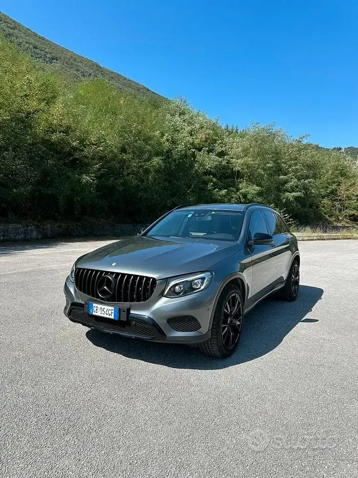 Usata Mercedes GLC220 194 CV (142 kW) 2018 Grigio SUV