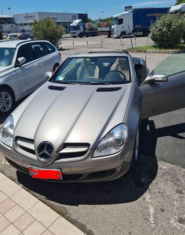 Usata Mercedes SLK200 163 CV (119 kW) 2005 Cabrio