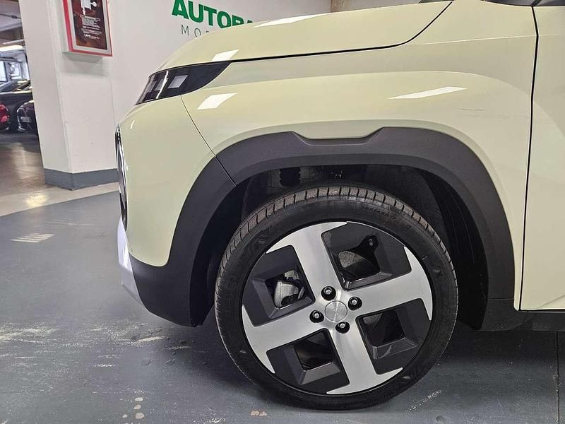 Usata Hyundai Inster 27 kW (38 CV) 2025 Buttercream yellow Utilitaria