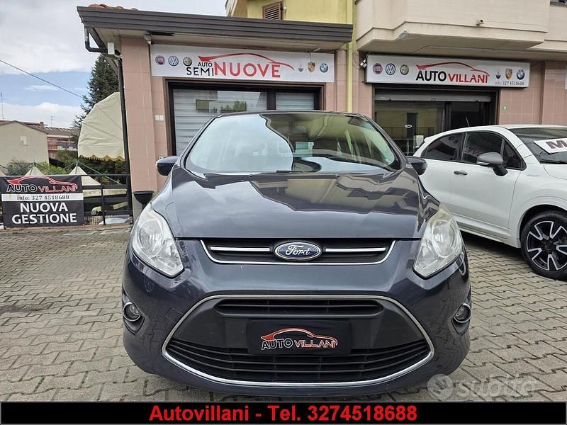 Begagnad Ford C-MAX 95 HK (69 kW) 2012 Svart Minibuss