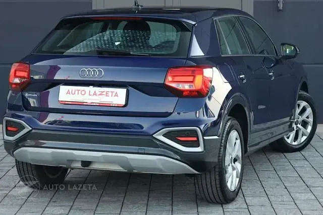 Usata Audi Q2 Ambiente 110 CV (80 kW) 2023 Blu metallizzato SUV