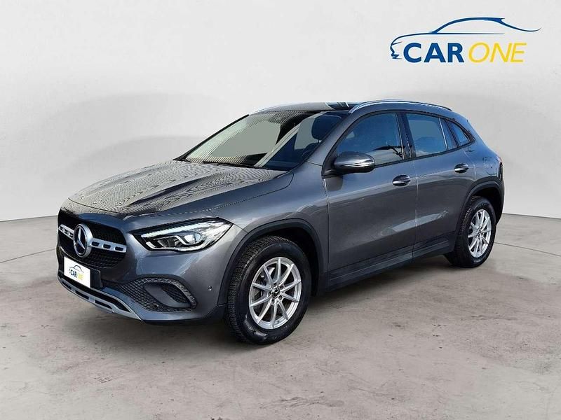 Usata Mercedes GLA200 Business 150 CV (110 kW) 2020 Other SUV