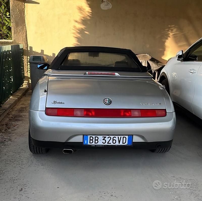 Usata Alfa Romeo Spider 1999 Grigio Cabrio