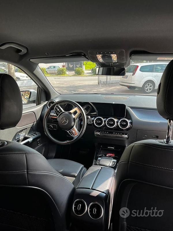 Usata Mercedes 220 2020 Bianco Berlina