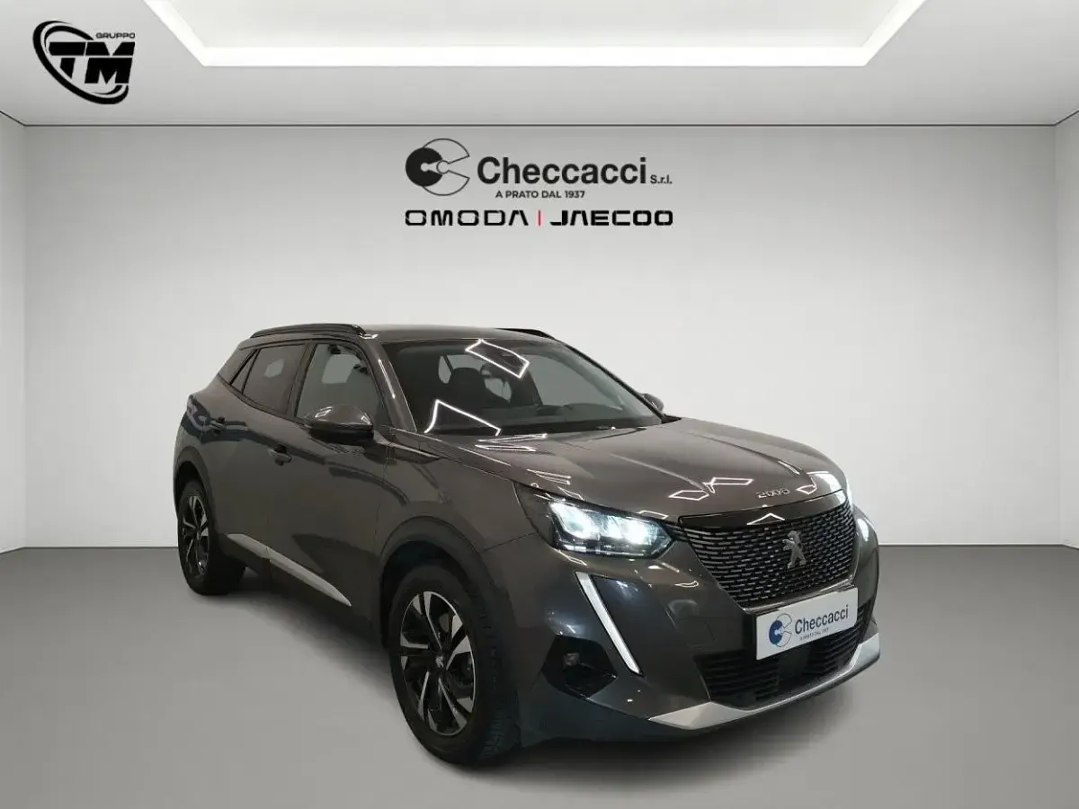 Usata Peugeot 2008 Allure 130 CV (95 kW) 2020 Grigio SUV