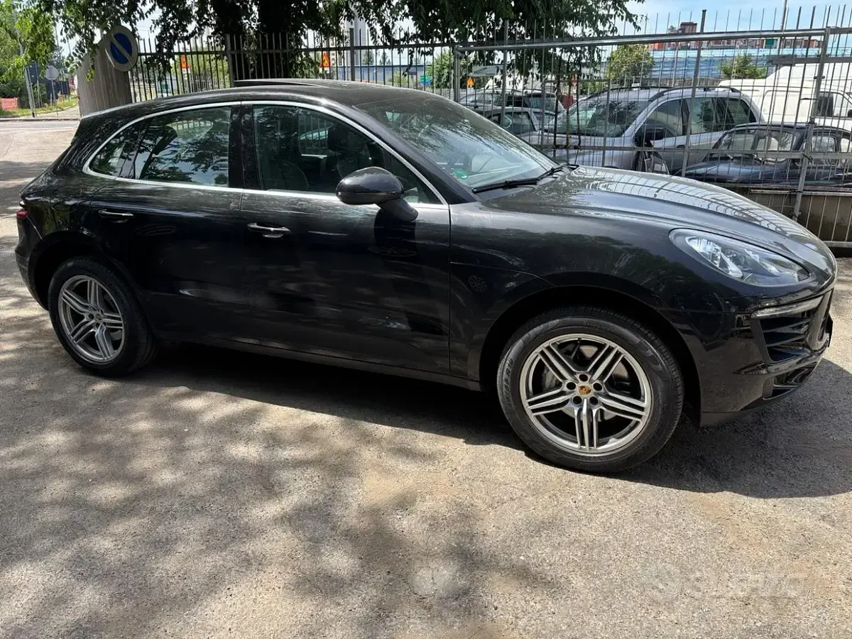 Usata Porsche Macan 250 CV (183 kW) 2014 Nero SUV