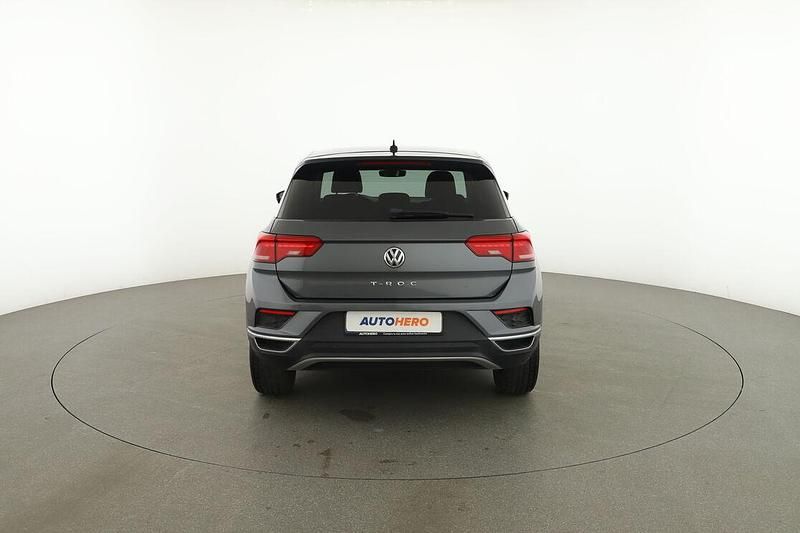 Usata VW T-Roc Style 150 CV (110 kW) 2019 Grigio SUV