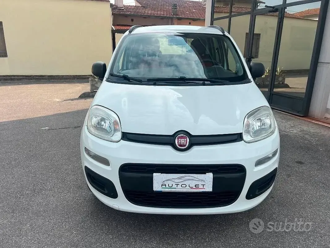 Usata Fiat Panda Easy 80 CV (58 kW) 2014 Bianco Utilitaria