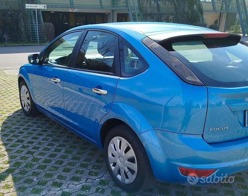 Usata Ford Focus 2008 Blu Berlina