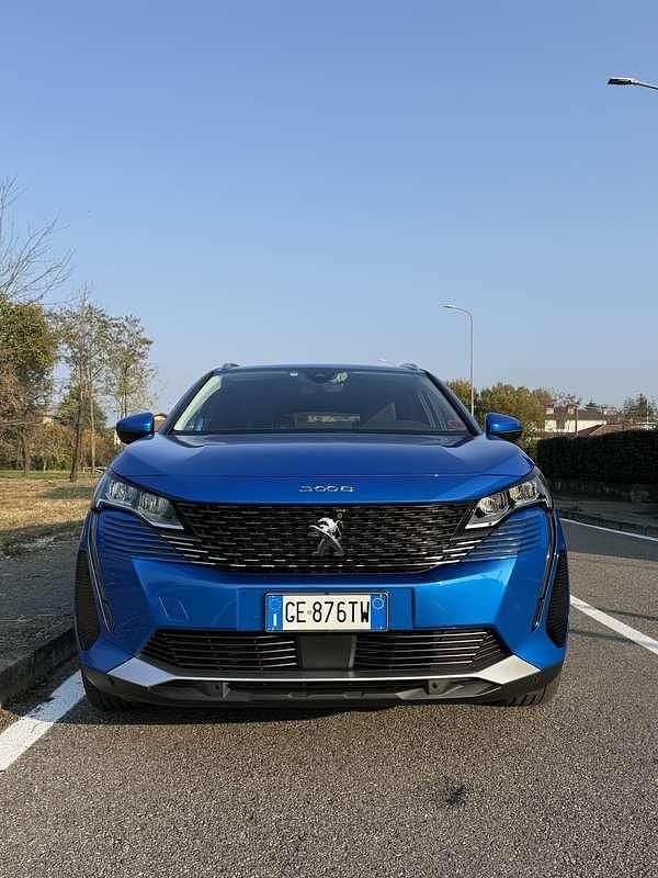 Usata 2021 Peugeot 3008 Allure SUV | 22.000 € (Buon prezzo) - Immagine 1/4