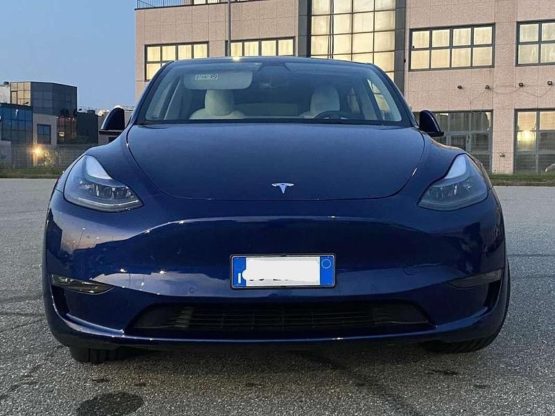 Usata Tesla Model Y Long Range AWD 152 kW (208 CV) 2022 Blu/azzurro SUV