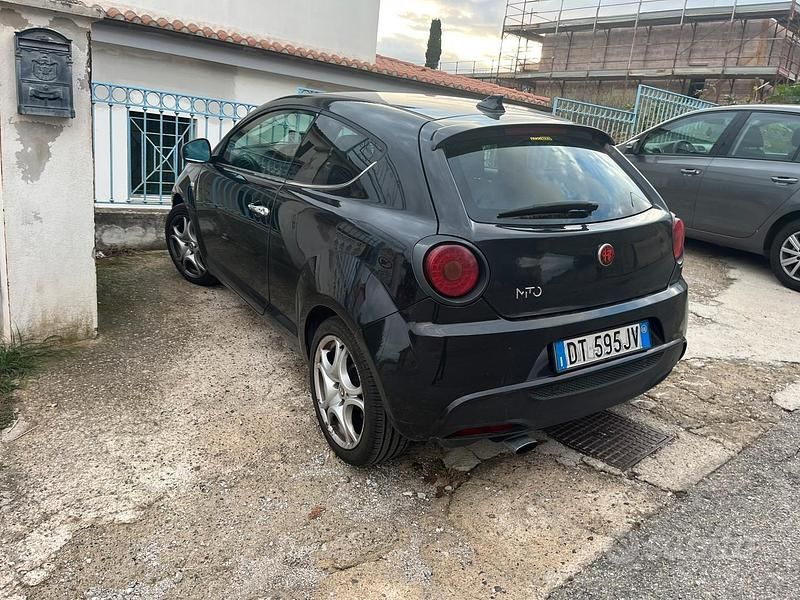 Usata Alfa Romeo MiTo 120 CV (88 kW) 2009 Nero Utilitaria