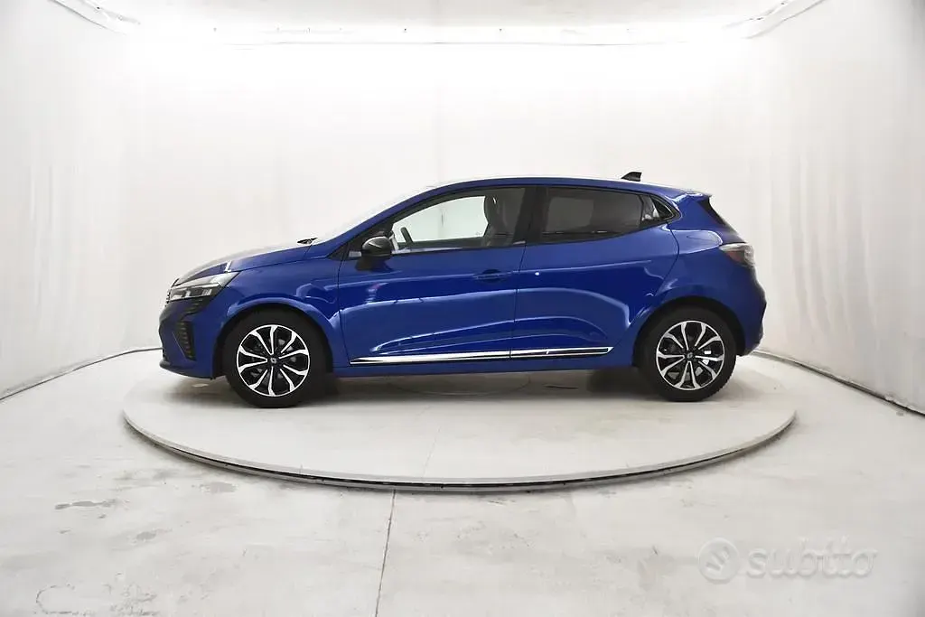 Usado Renault Clio V Techno 91 CV (66 kW) 2025 Azul Berlina