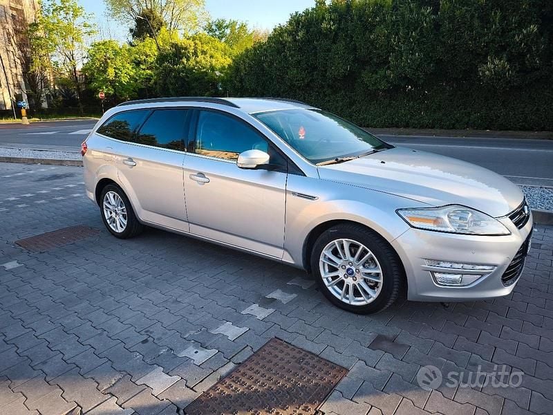 Usata Ford Mondeo Business Edition 140 CV (102 kW) 2014 Grigio Station wagon
