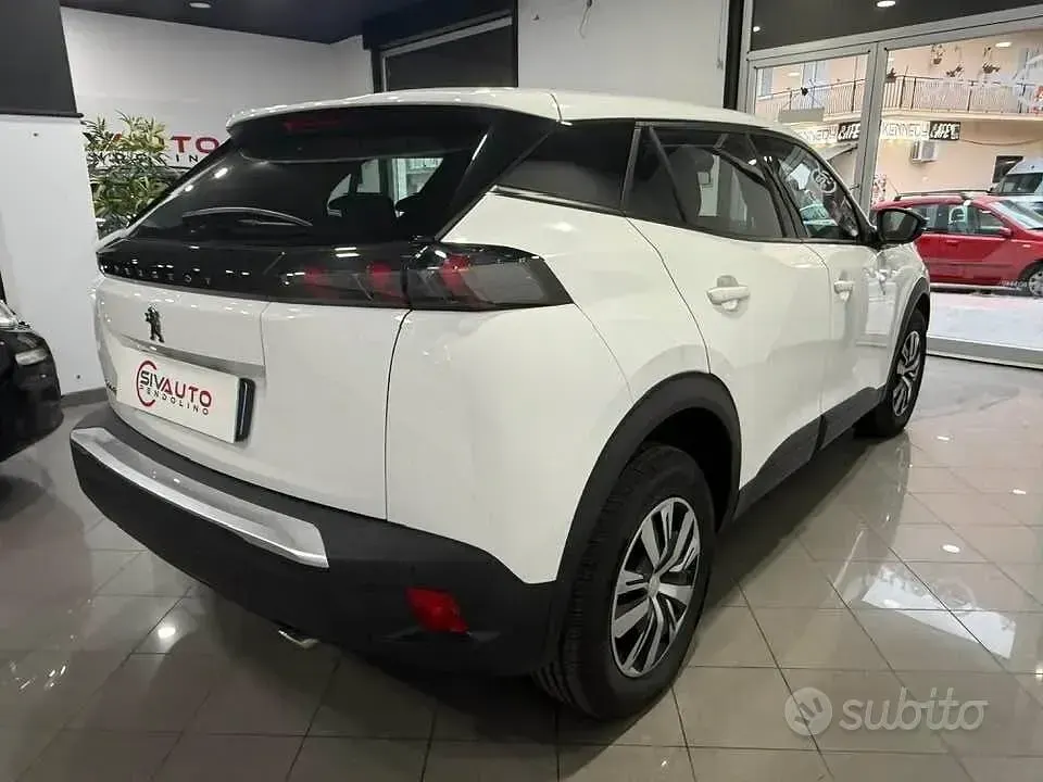 Occasion Peugeot 2008 Active 110 PK (80 kW) 2022 Wit SUV