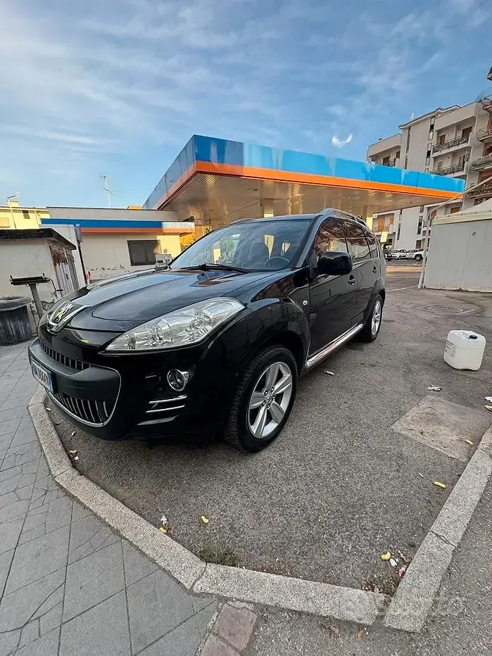 Usata Peugeot 4007 156 CV (114 kW) 2008 Nero SUV