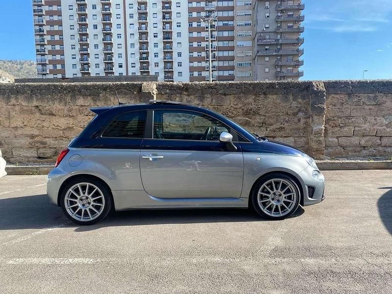 Usata Abarth 695 179 CV (131 kW) 2018 Utilitaria