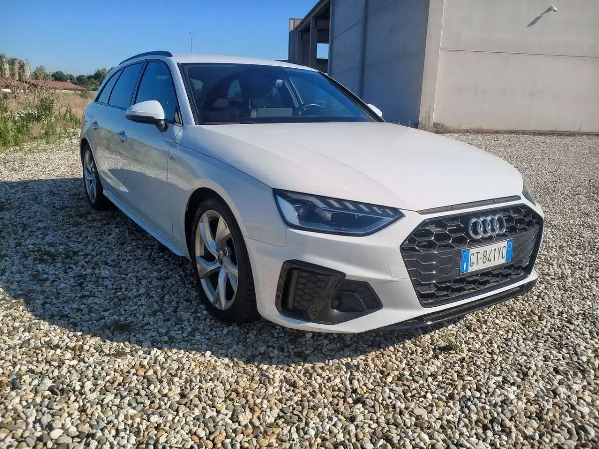 Usata Audi A4 S-Line 163 CV (119 kW) 2024 Perlato Station wagon