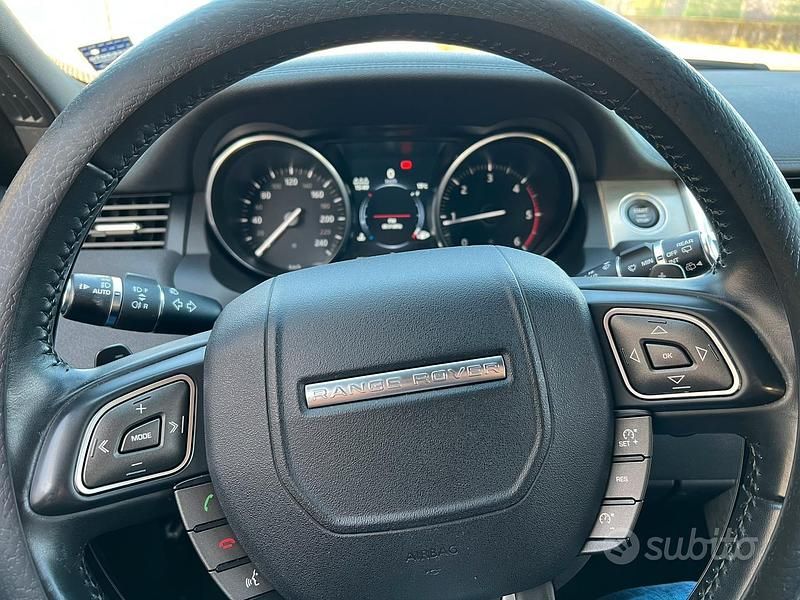Usata Land Rover Range Rover evoque SE Dynamic 150 CV (110 kW) 2017 Bianco SUV