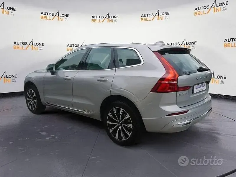 Usata Volvo XC60 Plus 190 CV (139 kW) 2023 Grigio SUV