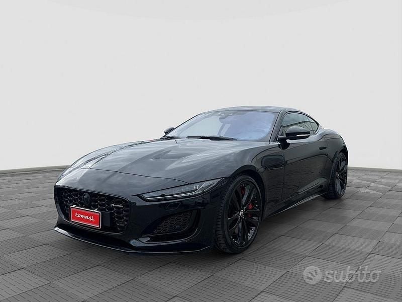 Usata Jaguar F-Type R-Dynamic 301 CV (221 kW) 2024 Santorini black Coupé