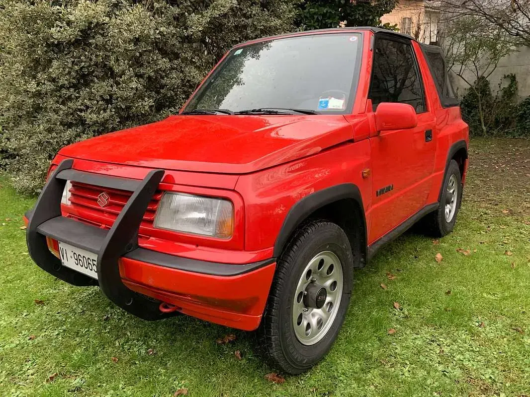 Usata Suzuki Vitara 80 CV (58 kW) 1993 Rosso Cabrio