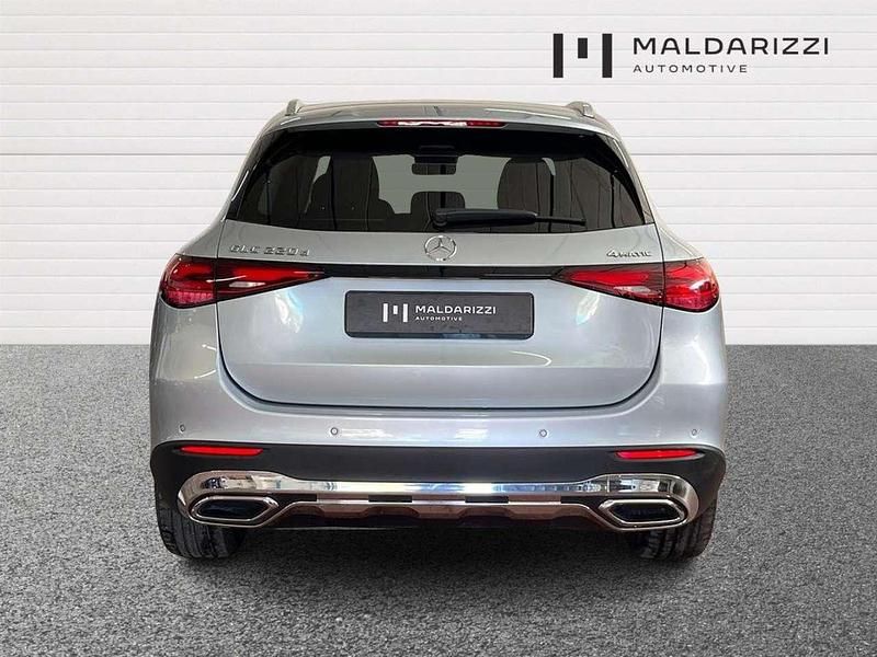 Usata Mercedes GLC220 Advanced 197 CV (144 kW) 2025 Argento SUV