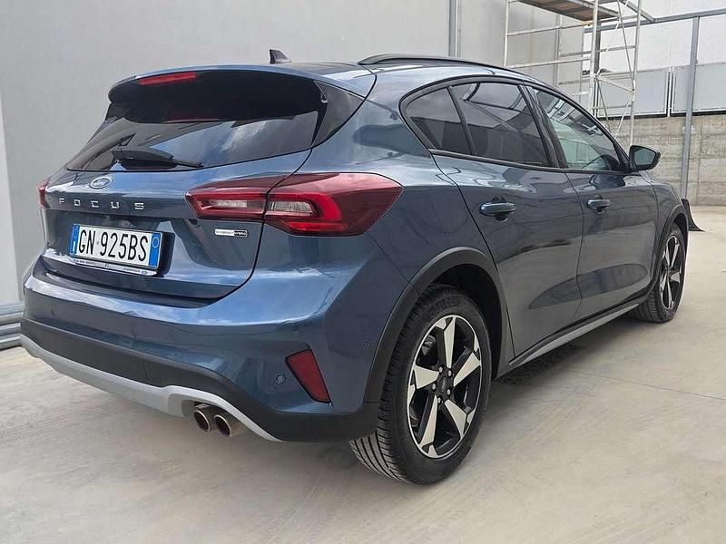 Usata Ford Focus Active 155 CV (114 kW) 2023 Blu/azzurro Berlina