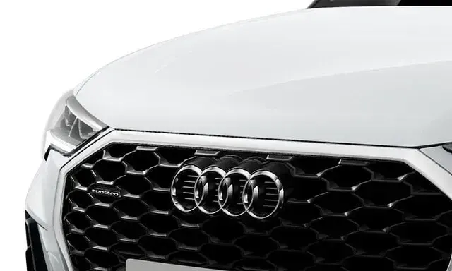 Usata Audi Q3 Sportback Business 193 CV (141 kW) 2025 Bianco SUV