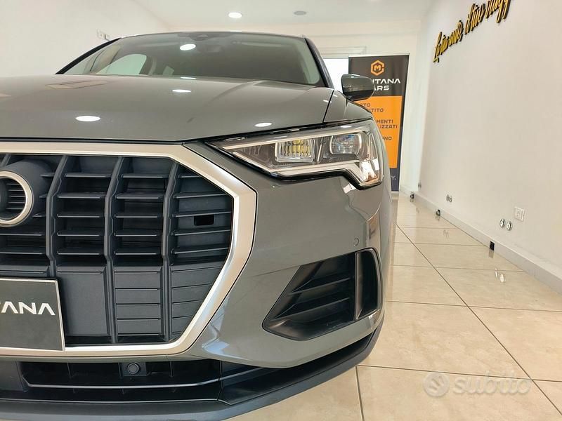 Occasion Audi Q3 Business 150 ch (110 kW) 2022 Gris SUV