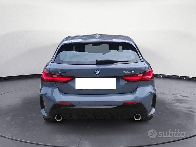 Usata BMW 120 M Sport 190 CV (139 kW) 2021 Storm bay metallizzato Utilitaria