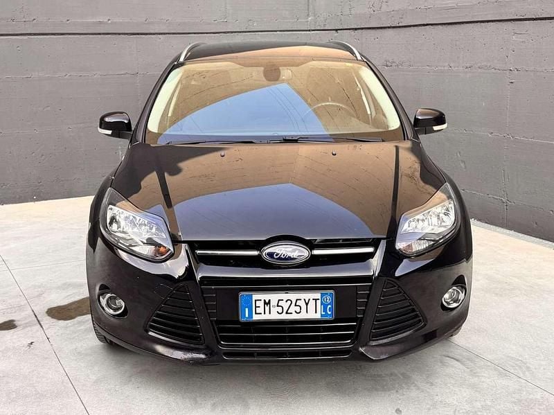 Usata Ford Focus 125 CV (91 kW) 2012 Nero Station wagon