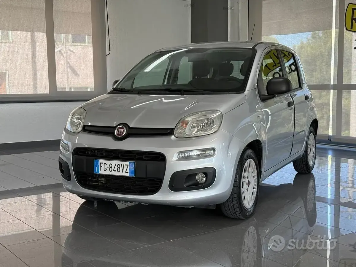 Usata Fiat Panda Lounge 95 CV (69 kW) 2017 Grigio Utilitaria