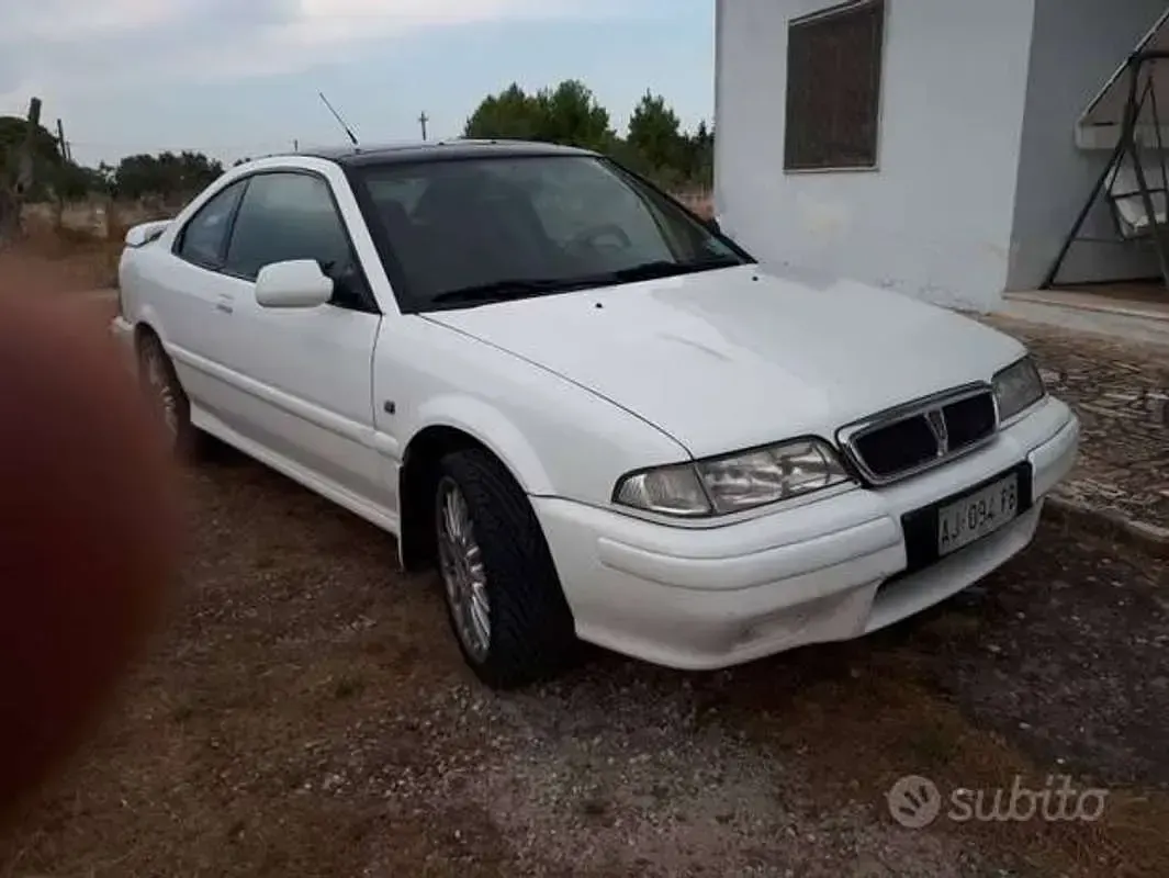 Usata Rover 200 122 CV (89 kW) 1995 Bianco Coupé