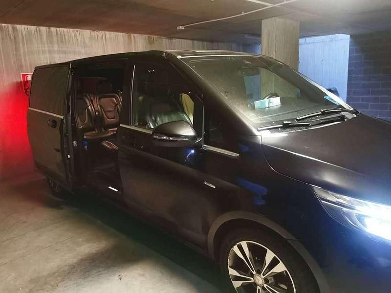 Usata Mercedes V220 163 CV (119 kW) 2017 Nero Monovolume