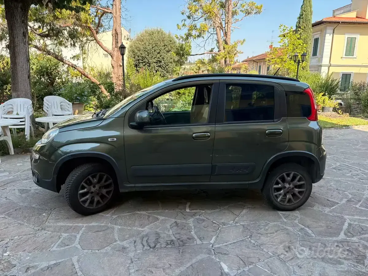 Usata Fiat Panda 4x4 85 CV (62 kW) 2018 Verde Utilitaria