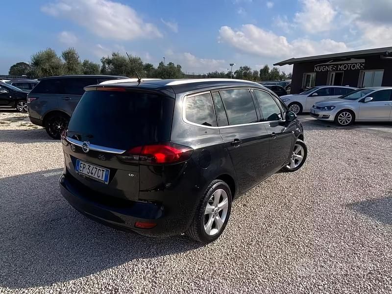 Usata Opel Zafira Tourer 131 CV (96 kW) 2013 Nero Monovolume