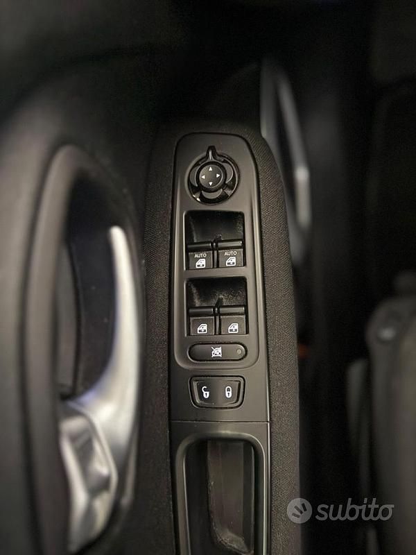 Usata Jeep Renegade Limited 120 CV (88 kW) 2015 Bianco SUV