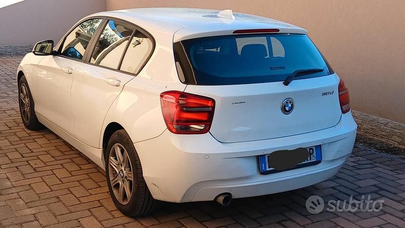 Usata BMW 118 143 CV (105 kW) 2012 Bianco Utilitaria