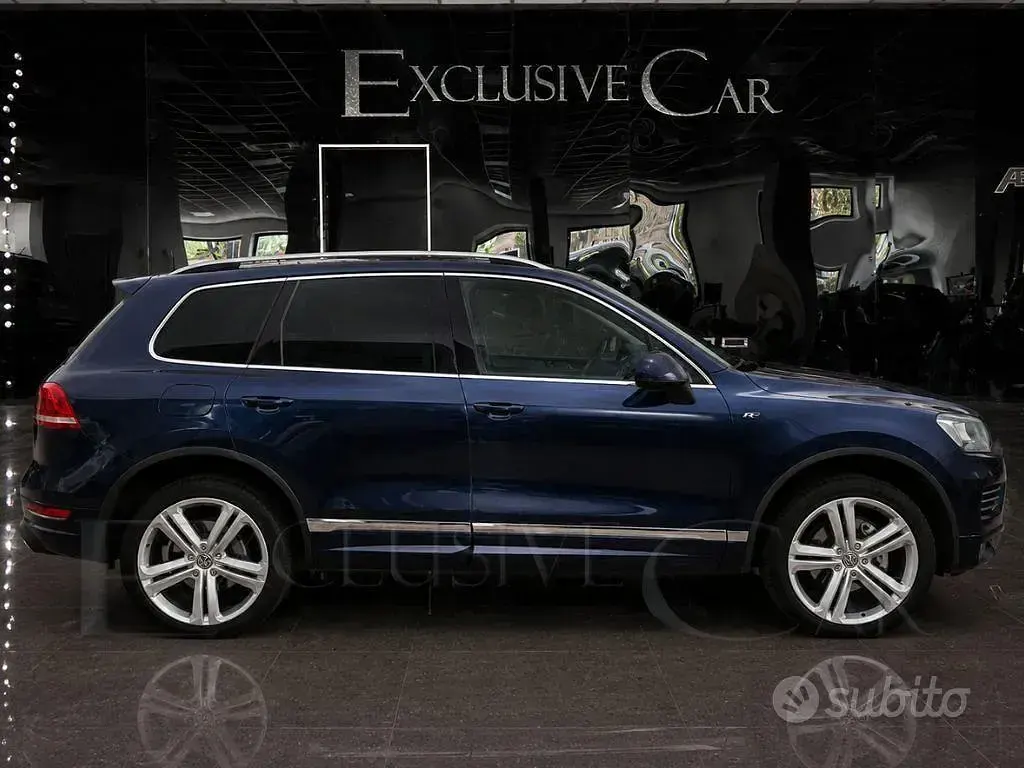 Usata VW Touareg 245 CV (180 kW) 2014 Blu SUV