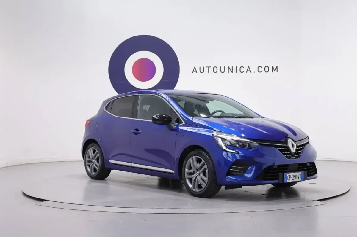 Usata Renault Clio 93 CV (68 kW) 2023 Utilitaria