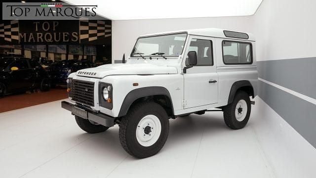 Usata Land Rover Defender Basis 122 CV (89 kW) 2015 Bianco pastello SUV