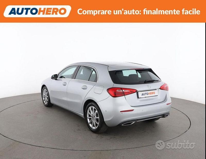 Usata Mercedes A160 108 CV (79 kW) 2021 Argento Berlina